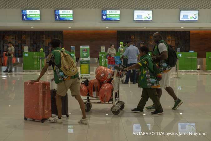 Sandiaga Uno Targetkan Harga Tiket Penerbangan Domestik Turun 8% -10% mulai Oktober