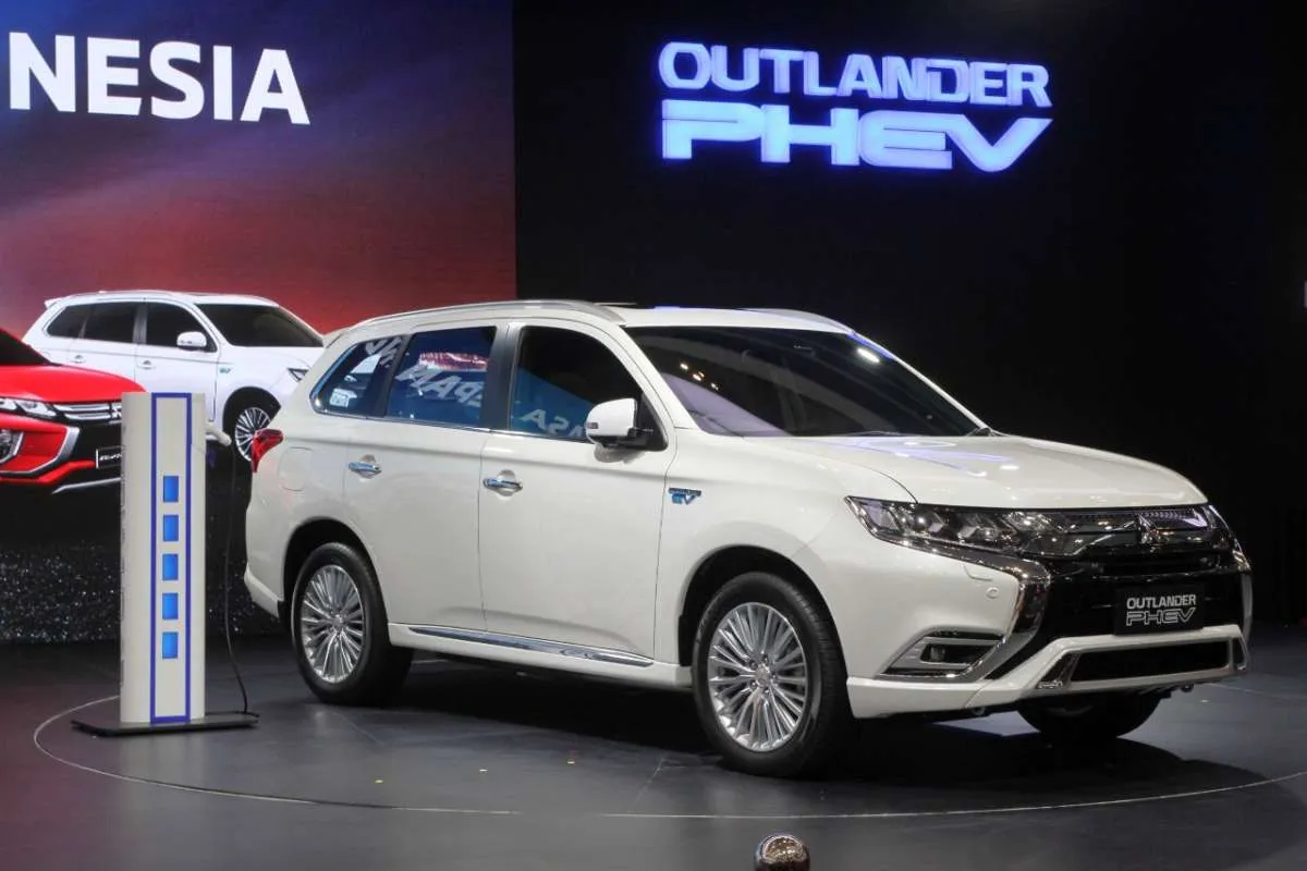 Outlander PHEV perluas sayap ke Filipina
