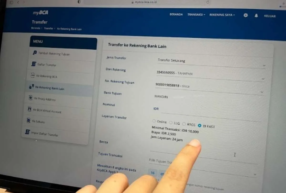 BCA Mulai Mengimplementasikan BI Fast pada Channel myBCA Versi Website