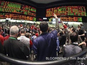 Klaim pengangguran naik, Dow Jones dan S&P kian terkapar