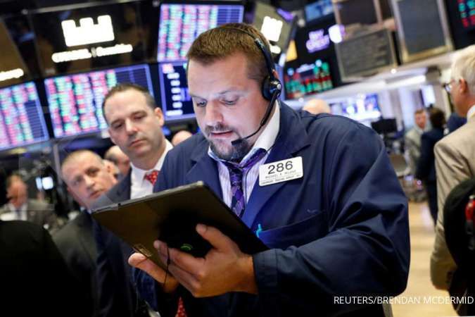 Wall Street merosot setelah data sektor jasa lebih lemah dari yang diperkirakan
