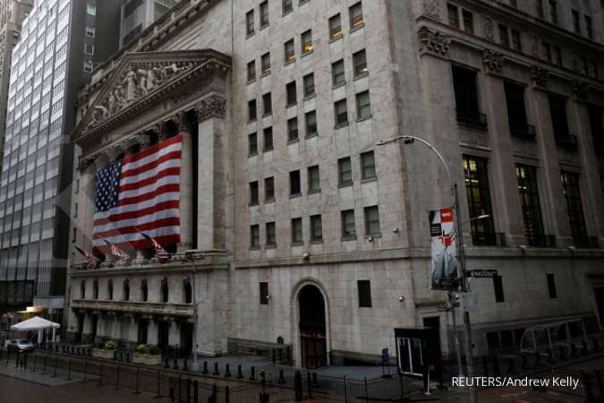Wall Street turun menjelang pernyataan The Fed