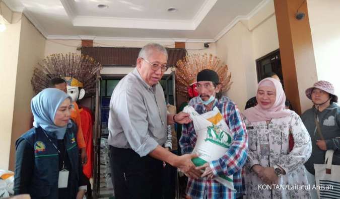 Bulog Mulai Salurkan Bantuan Pangan Beras Tahap II Kepada 269.000 KPM di Jakarta