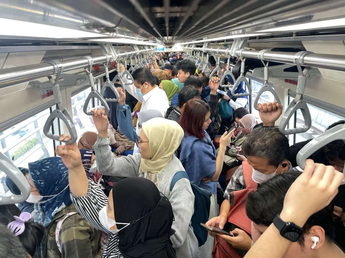 Kelas Menengah Makin Tertekan, Ekonom Usul PTKP Naik dan PPh 21 DTP Diperluas