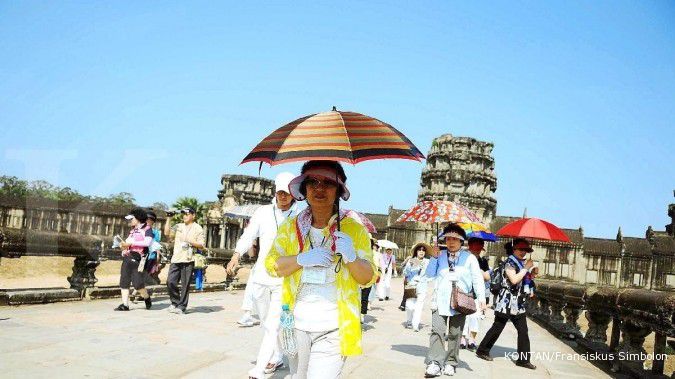 Pergi ke Kamboja dan Menonton Festival Air Bon Om Touk 2019