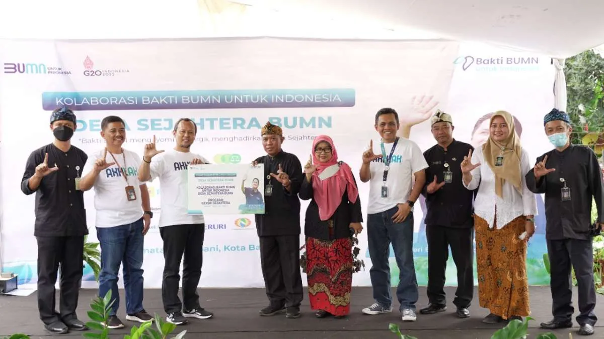 Perhutani Dukung Program Desa Sejahtera BUMN dengan Salurkan Bantuan TJSL di Bandung