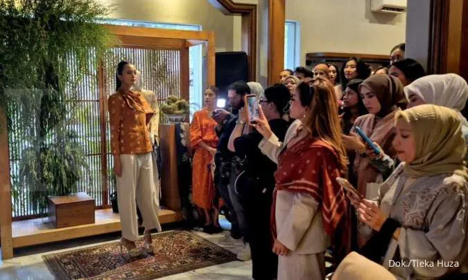 Bidik Pasar Anak Muda, Intip Koleksi Batik Kekinian Tieka Huza