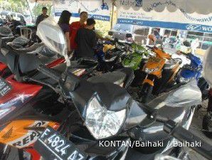 Multifinance genjot kredit motor bekas