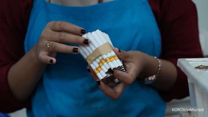 Industri Tembakau Tertekan, GAPPRI Soroti Rencana Larangan Merokok di Klub