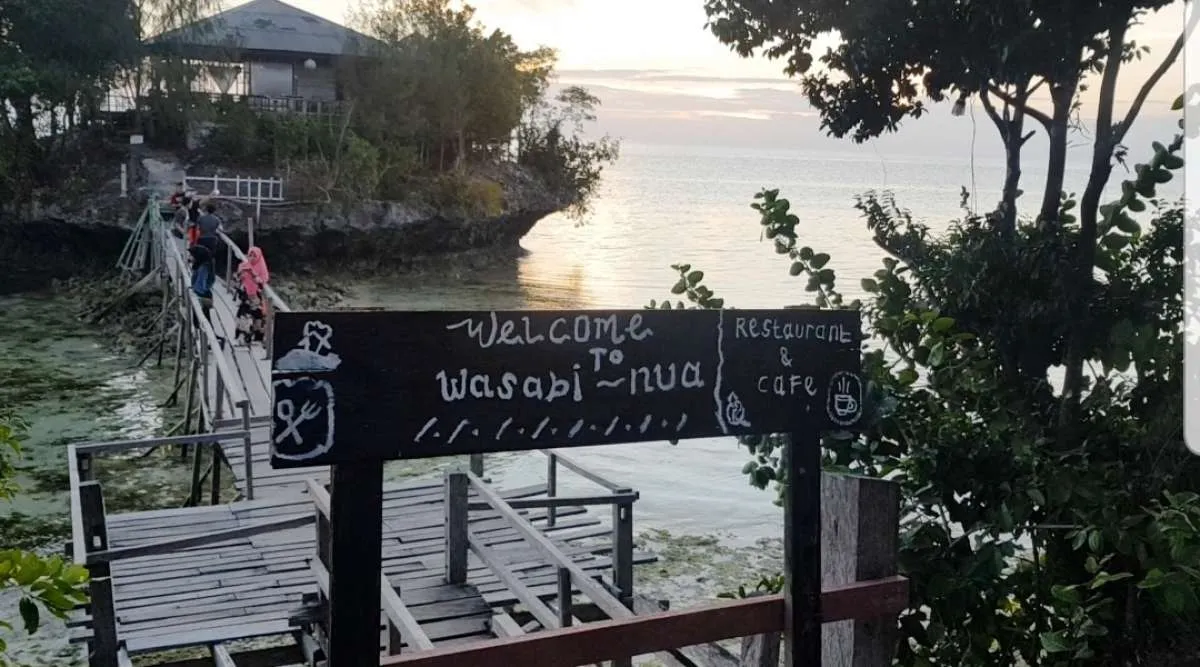 Sajian sunset istimewa di Wasabi Nua Wakatobi