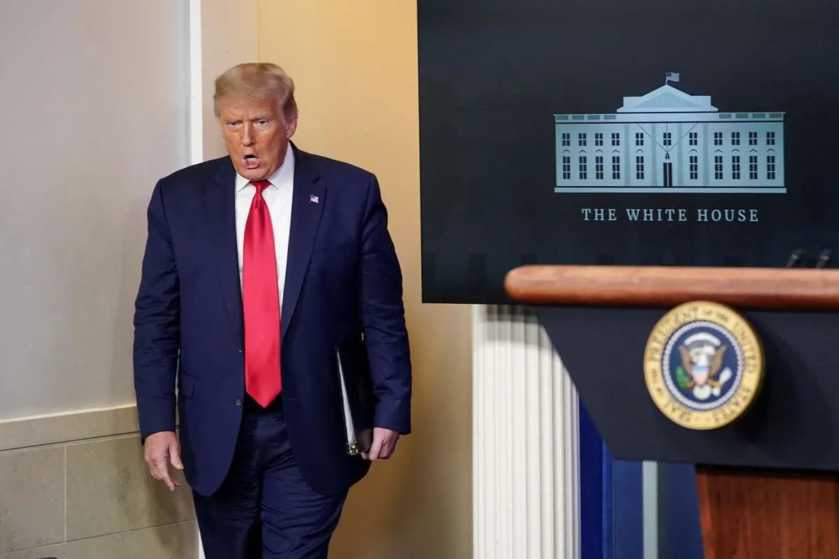 Makin banyak! Ini lingkaran Gedung Putih yang dinyatakan positif Covid-19 