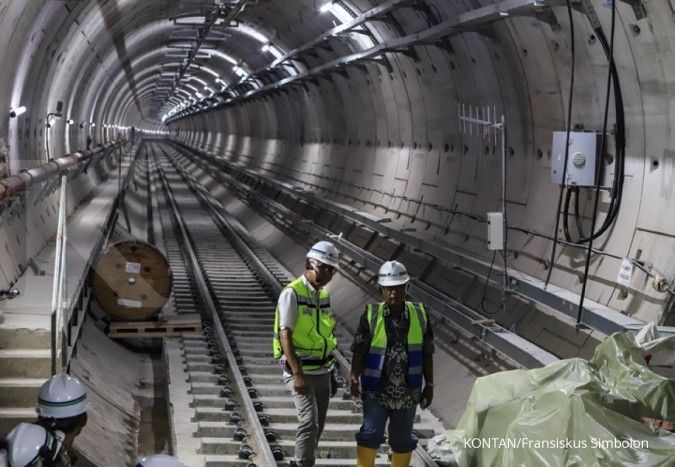 Proyek MRT Jakarta mulai dialiri listrik