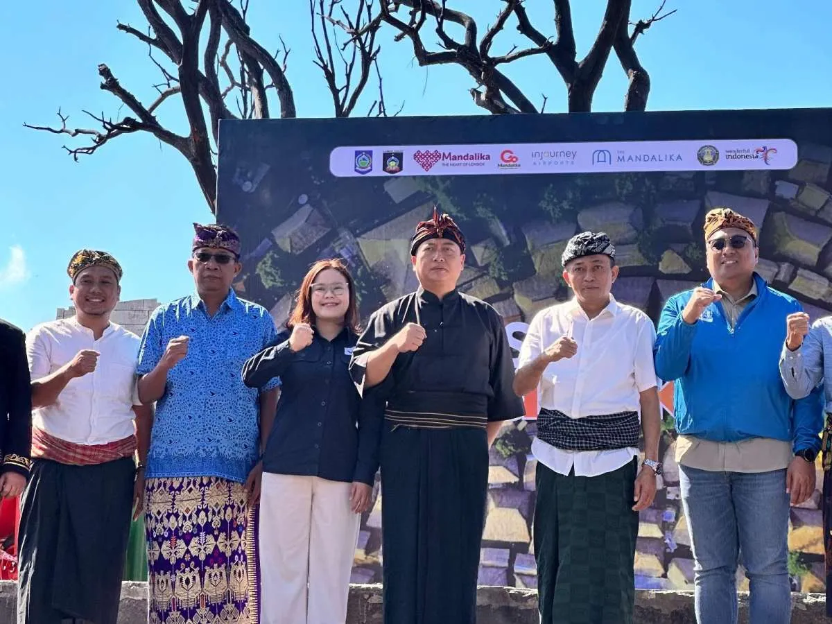 PT Sumbawa Timur Mining Dukung Pemulihan Dusun Adat Sade Pascakebakaran