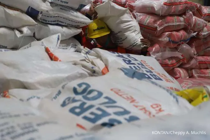 Indonesia May Not Import Rice in 2025, Says Senior Minister