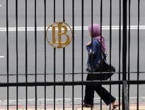 PBI biro kredit swasta selesai sebelum semester I