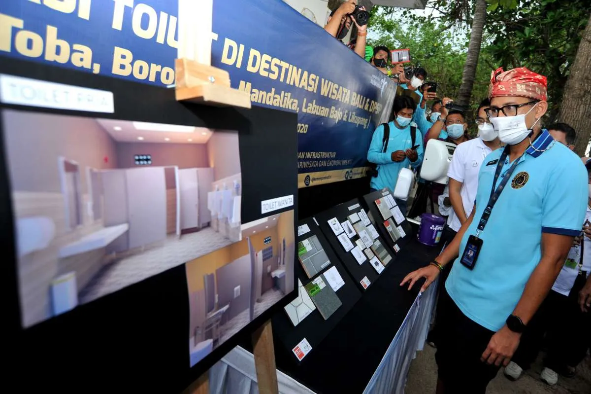 Menparekraf berencana buka pintu bagi wisatawan asing pada pertengahan tahun ini