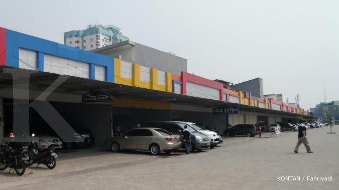 Bursa Otomotif Sunter: Masih sepi pembeli (2)