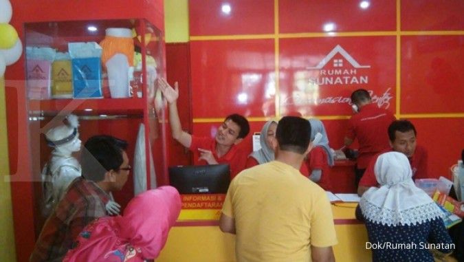 Menggunting laba dari bisnis khitan