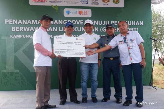 Pelindo 1 dan Kemenko Maritim Tanam Mangrove di Kampung Nelayan Indah Medan