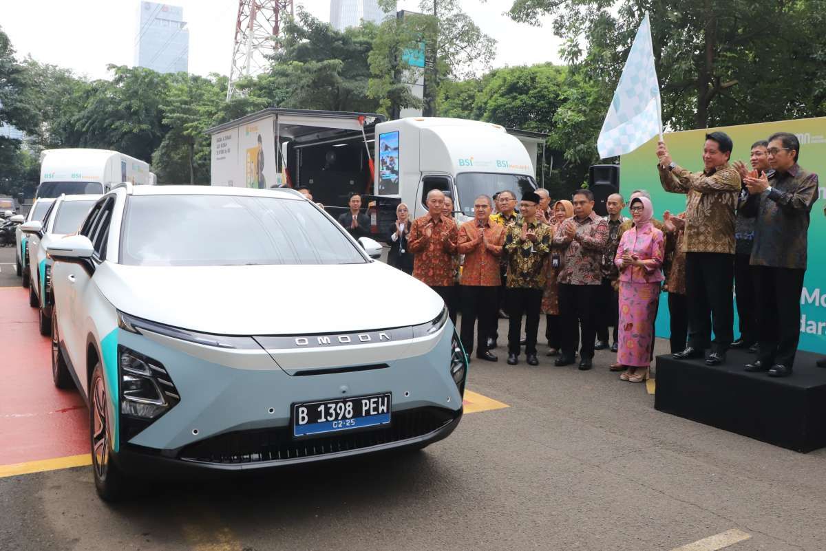 Milad ke-4, BSI Luncurkan Mobil Listrik Operasional Ramah Lingkungan