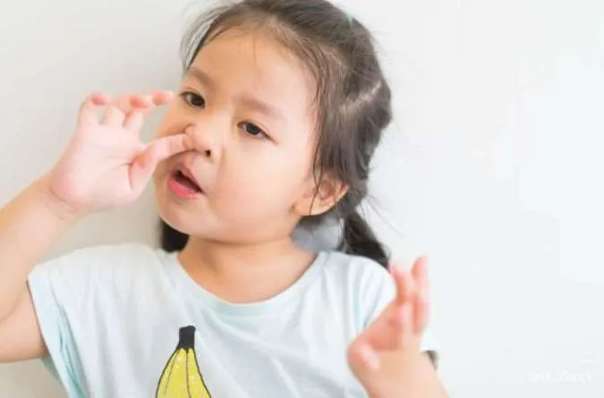 Anak Suka Ngupil? Ini 5 Cara Menghentikan Kebiasaan Ngupil pada Anak