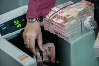 Investor Wajib Tahu: Rupiah Terjun Bebas, Risiko Apa Menanti?