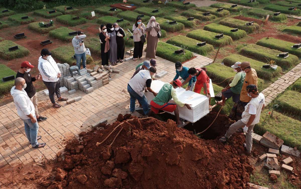 Keterbatasan petak makam TPU Jombang Tangsel