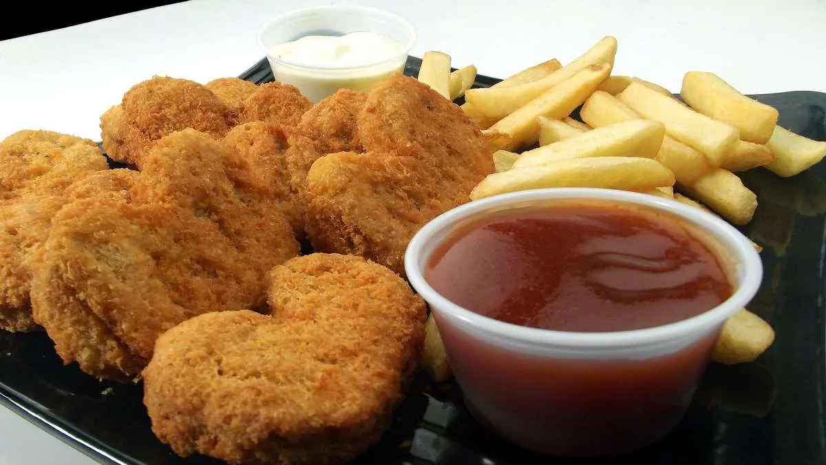 6 Makanan Penyebab Usus Buntu yang Wajib Dihindari, Cek Juga Gejalanya