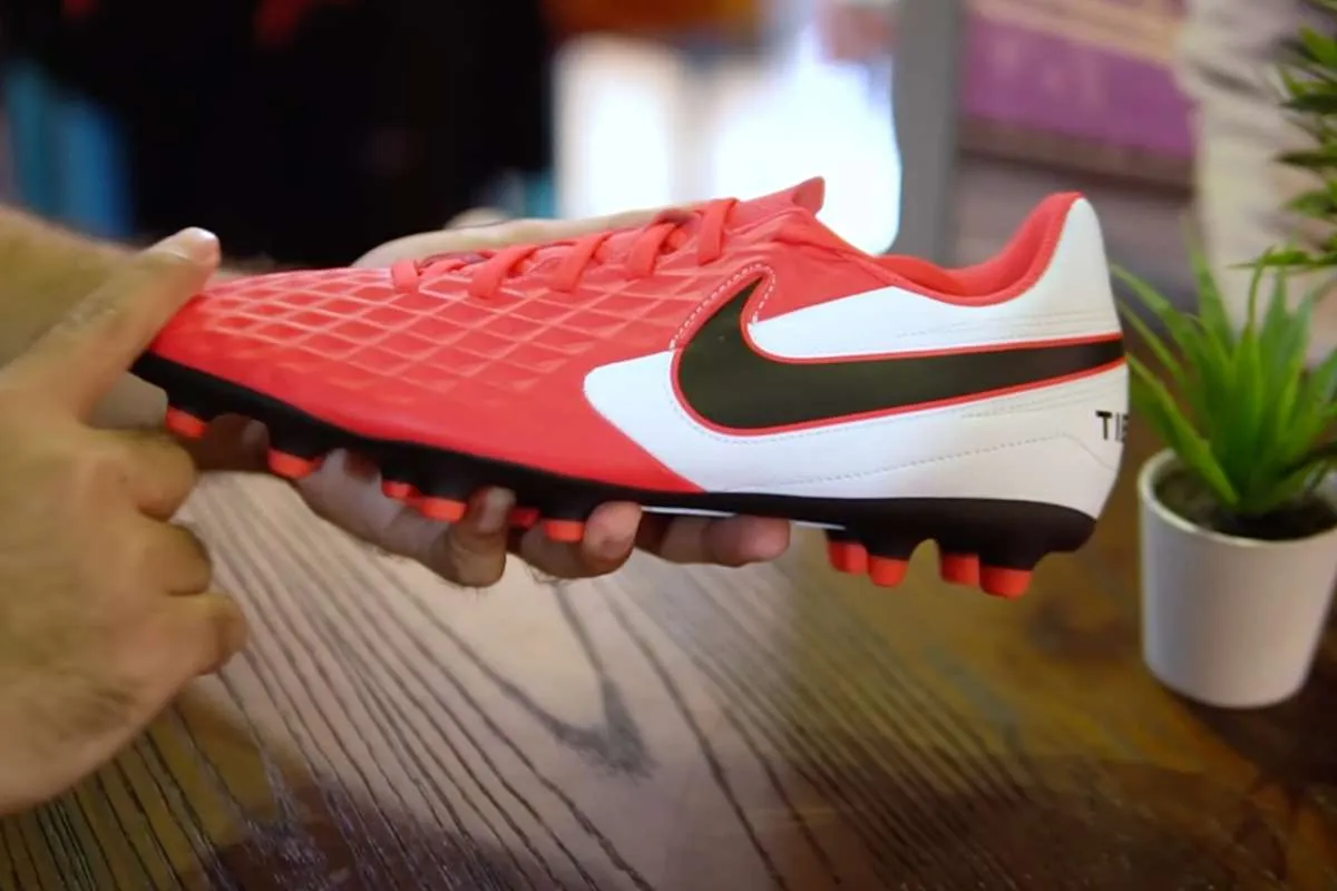 Saham Nike Anjlok, CEO Akui Organisasi Kelelahan Berat