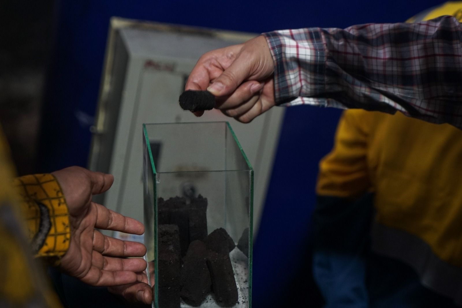 Kontan - Bukit Asam Kilas Online