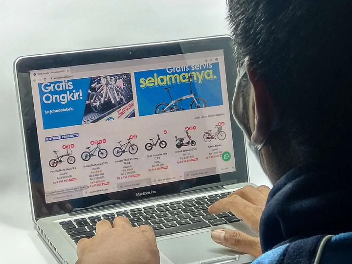 Indonesia terancam masuk jurang resesi ekonomi, ini saran ekonom untuk kita semua