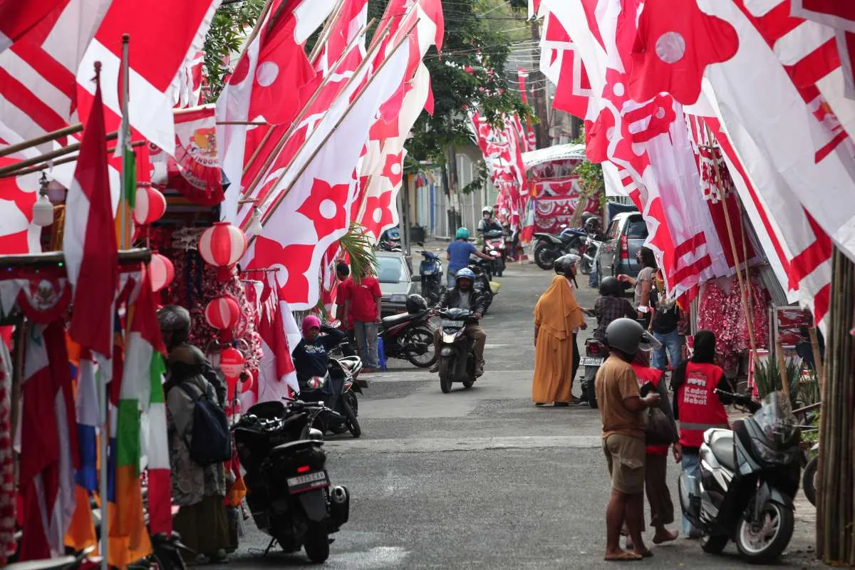 Sambut HUT RI Ke-79, Cek Aturan & Larangan Memasang Bendera Merah Putih