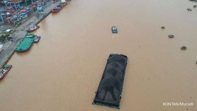 Proyek Smelter Mengerek Investasi Minerba