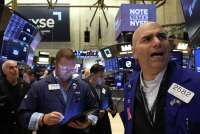Wall Street: S&P 500 dan Nasdaq Ditutup Anjlok, Terseret Kinerja Buruk Alphabet
