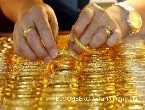 Penjualan emas perhiasan stagnan akibat penurunan kadar dan harga tinggi