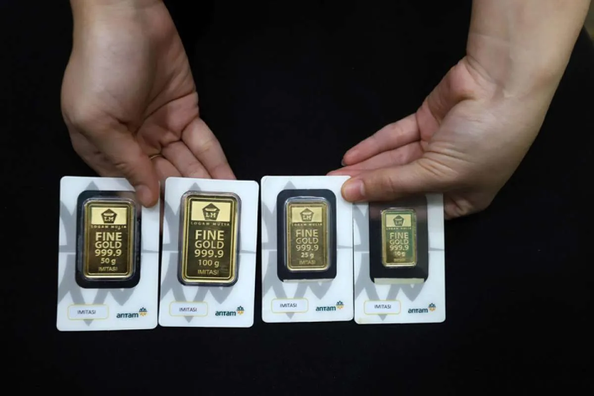 Harga emas menukik 4,3%, penurunan harian terburuk sejak 2013