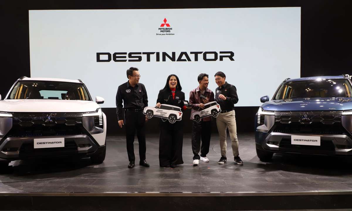 MMKSI Serahkan All New Mitsubishi Destinator bagi Konsumen Perdana
