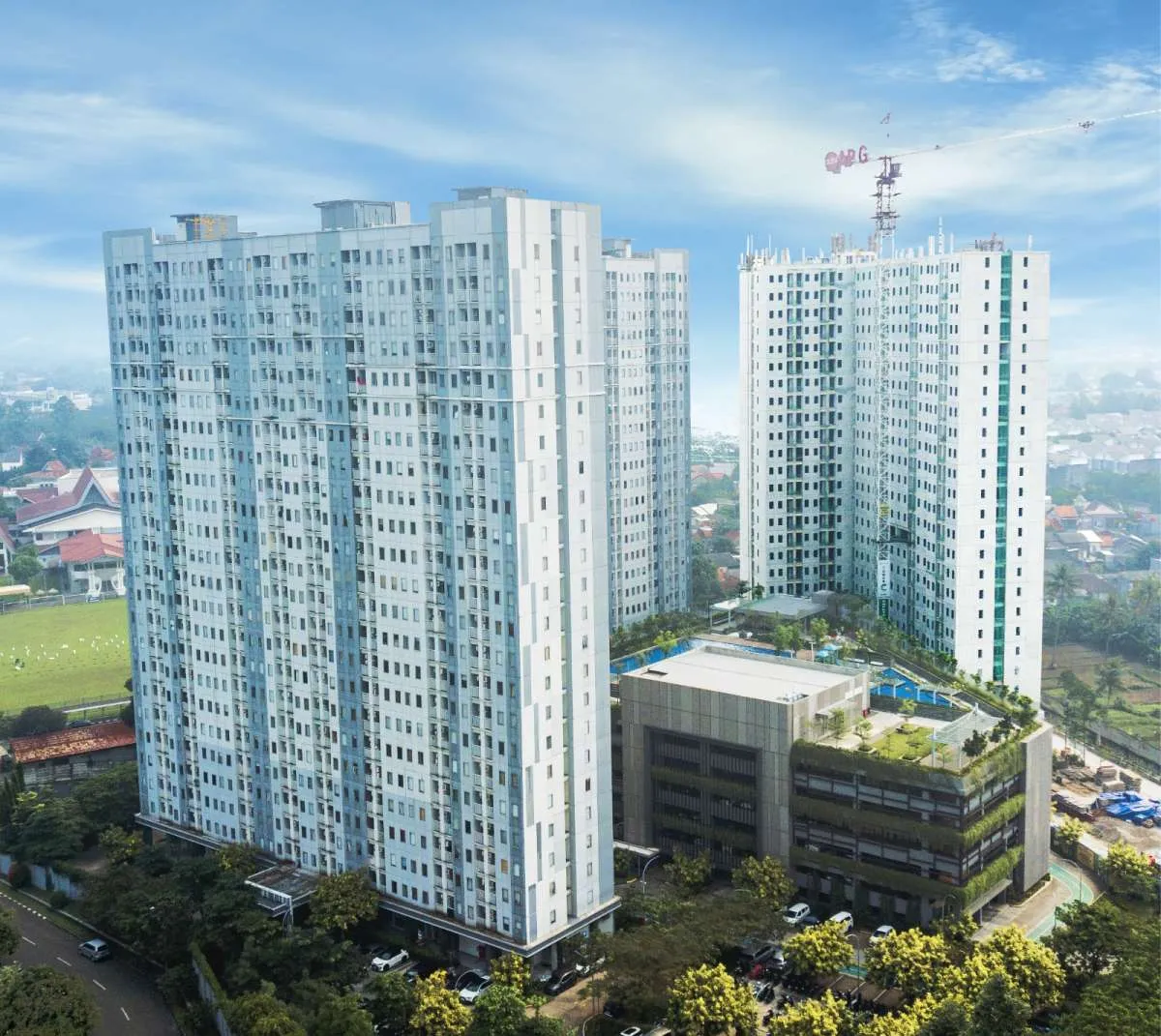 JRPT Terus Kembangkan Proyek Apartemen, Terbaru Topping Off Tower C Emerald Bintaro