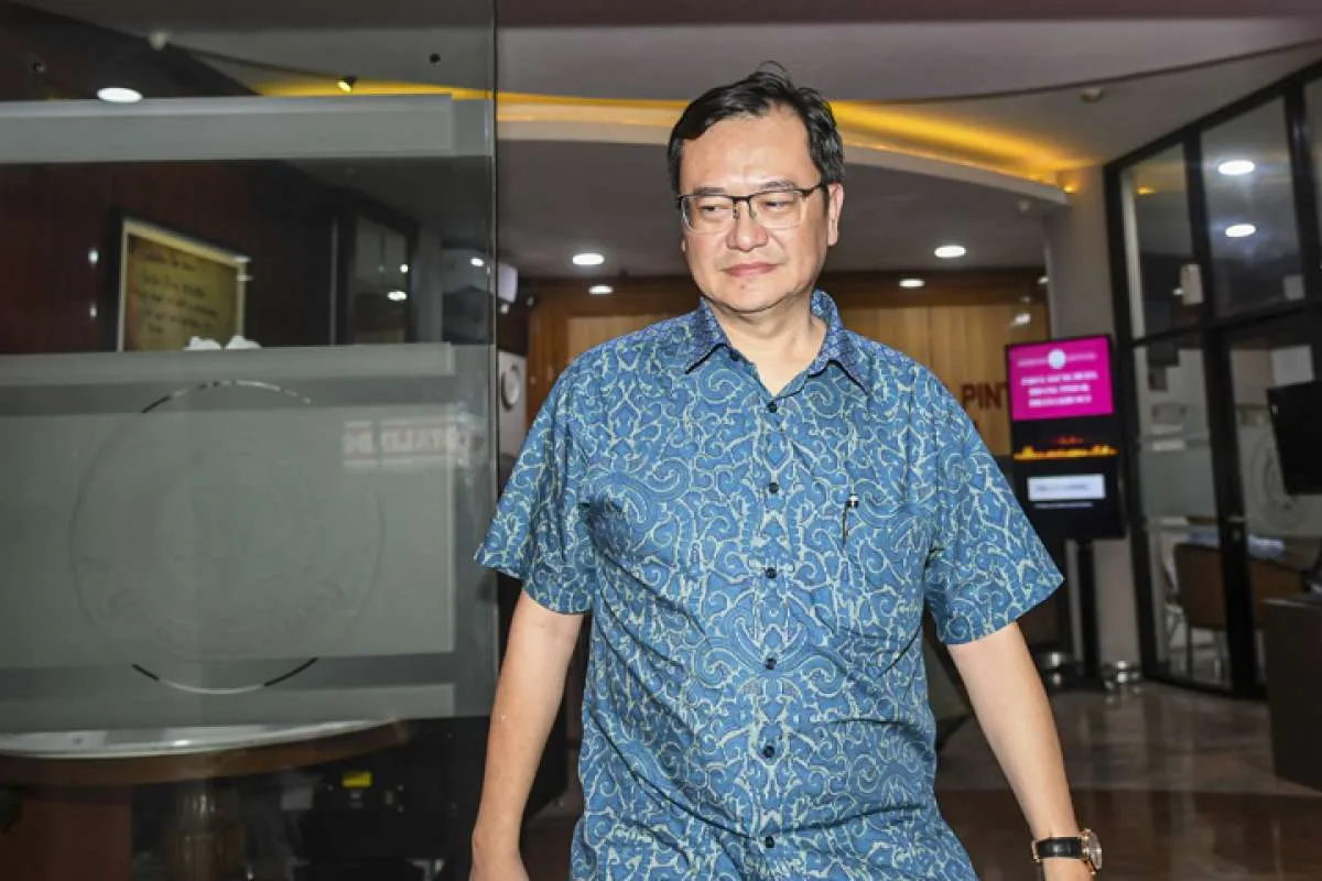 Terpopuler: Benny Tjokro dijerat pasal korupsi, skema MYRX investor dibayar rumah