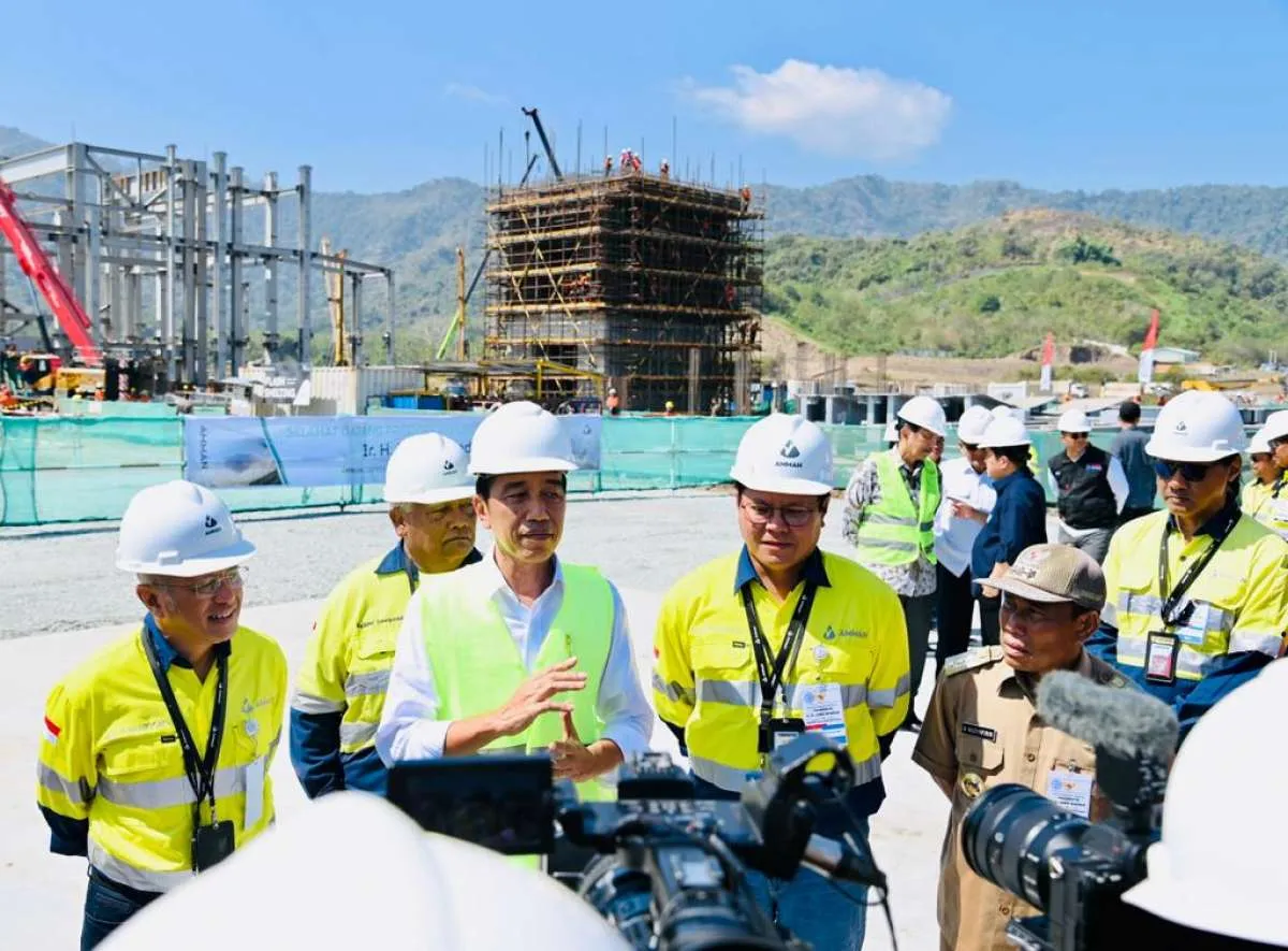Resmikan Tiga Smelter, Pemerintah Kebut Hilirisasi