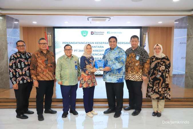  Jamkrindo Teken Kerja Sama Surety Bond dengan 2 Pemda