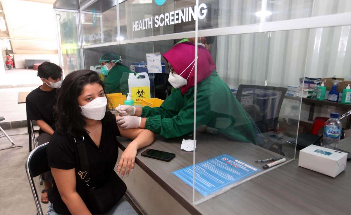 Pilihan jenis vaksin pada sentra vaksinasi Covid-19 RSUI Depok
