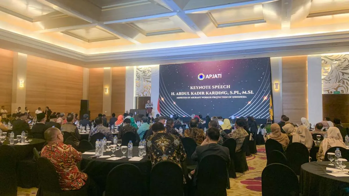 Pelantikan Pengurus Baru APJATI: APJATI Komitmen Penempatan 300.000 PMI dalam Setahun