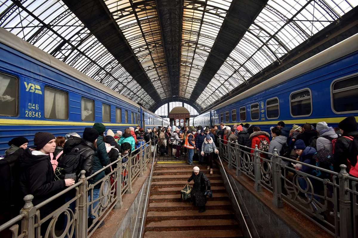 UE Tangguhkan Kesepakatan Visa dengan Moskow, Orang Rusia Akan Bayar Visa Lebih Mahal