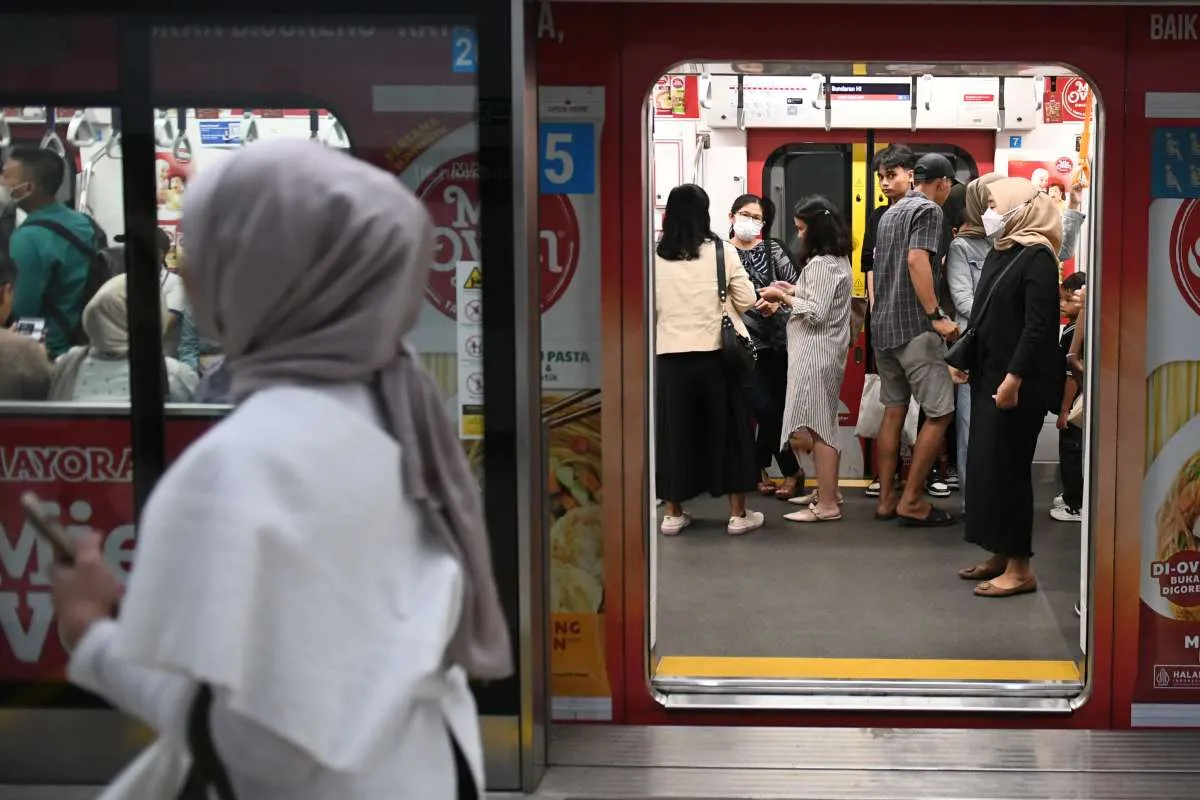 Jadwal Keberangkatan MRT Jakarta Hari Ini (27/9) dan Tarif Resmi Tiketnya