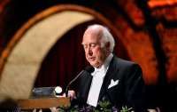  UK Nobel Prize-winning Physicist Peter Higgs Passed Away Aged 94 
