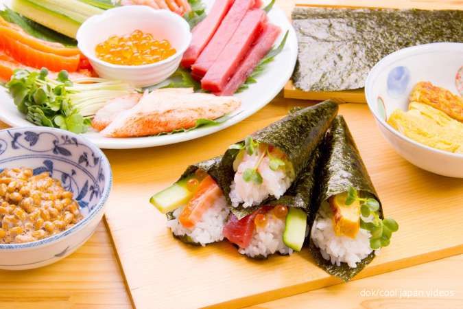 Resep Temaki Sushi, si Hand Roll Isi Abalone yang Kenyal dan Pas di Tangan