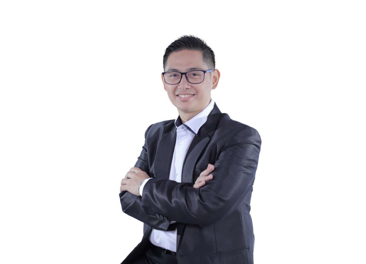 Menapaki Karier Reza Priyambada Di Dunia Pasar Modal