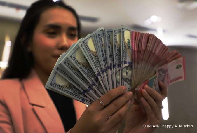 Rupiah Spot Melemah 0,27% ke Rp 16.409 per Dolar AS pada Selasa (29/7)