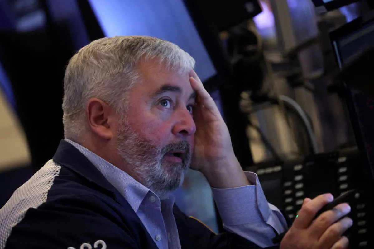 Wall Street Kembali Melemah Terseret Kekhawatiran The Fed Kerek Suku Bunga 100 Bps